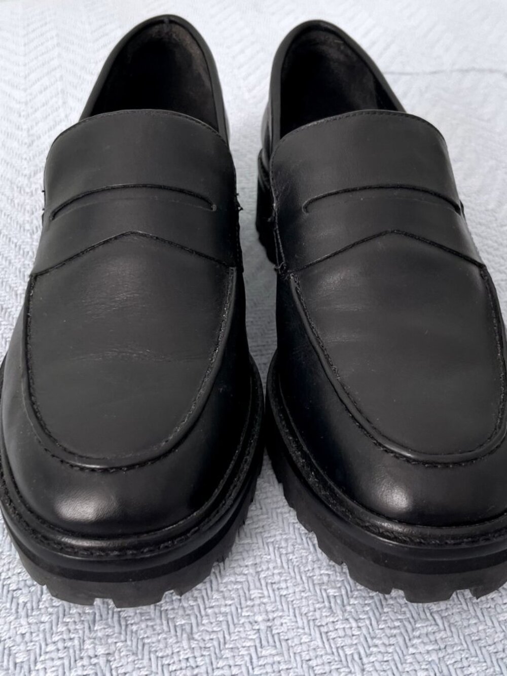 Everlane Chunky Loafer - Picture 6 of 11